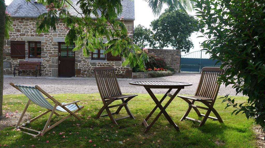 Chambres D'Hotes Les Sageais Baguer-Morvan Εξωτερικό φωτογραφία