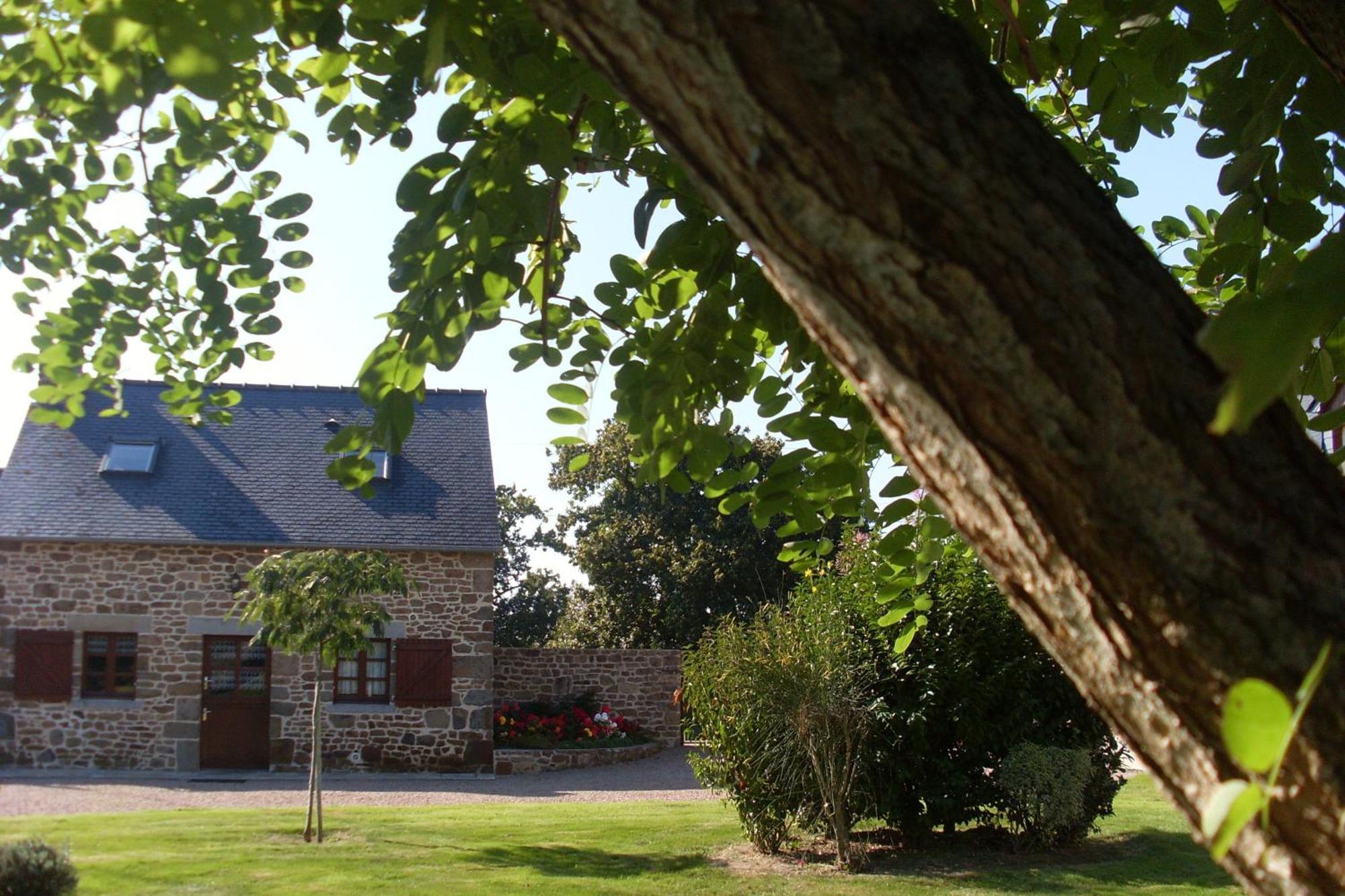 Chambres D'Hotes Les Sageais Baguer-Morvan Εξωτερικό φωτογραφία