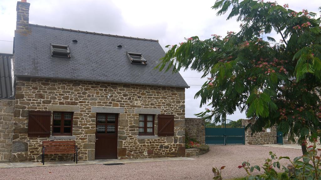 Chambres D'Hotes Les Sageais Baguer-Morvan Εξωτερικό φωτογραφία